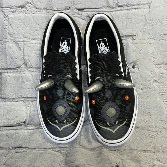 NWOT Vans Triceratops Slip-On - Size 2.5 Kids - Picture 3 of 14